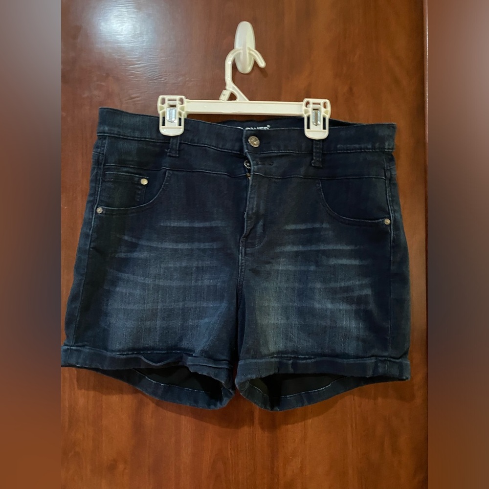 Wallflower Dark Wash Denim Jean Shorts